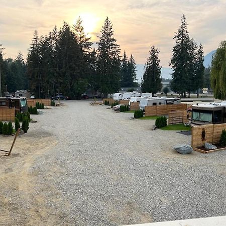Paradise Motel Сикамус Екстериор снимка